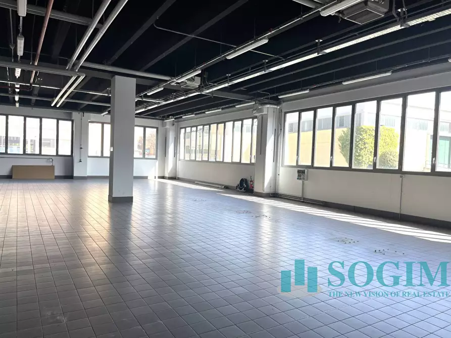 Immagine 10 di Capannone industriale in vendita  in viale lombardia a Saronno