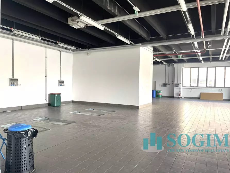 Immagine 17 di Capannone industriale in vendita  in viale lombardia a Saronno