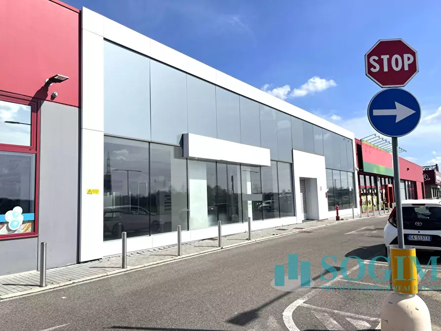 Immagine 2 di Capannone industriale in vendita  in viale lombardia a Saronno