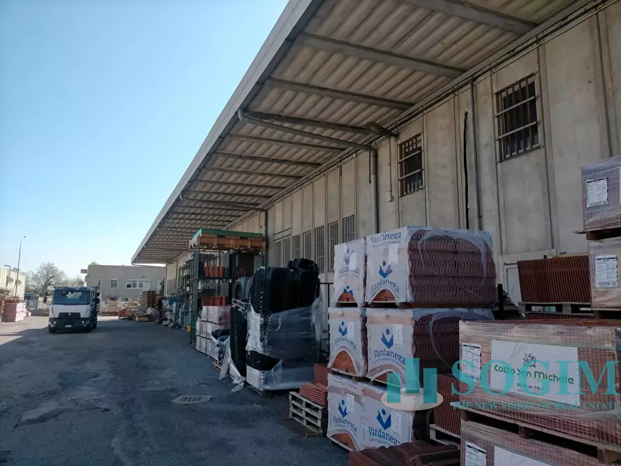 Immagine 8 di Capannone industriale in vendita  in VIA DELL'ARTIGIANATO a Lacchiarella