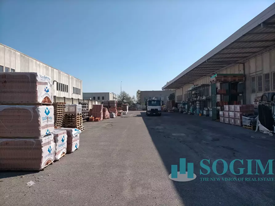 Immagine 10 di Capannone industriale in vendita  in VIA DELL'ARTIGIANATO a Lacchiarella