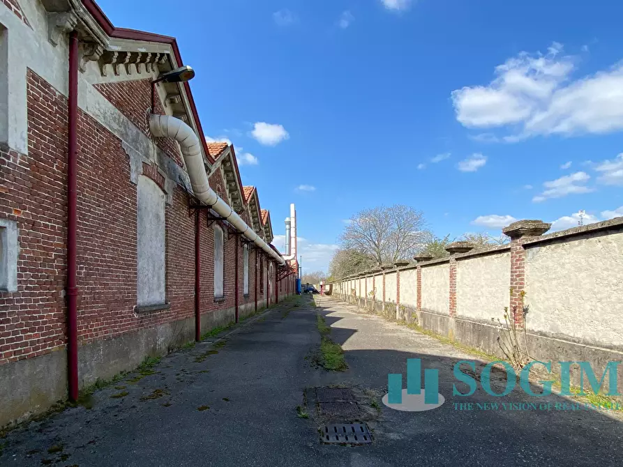 Immagine 26 di Capannone industriale in vendita  in via Verdi a Samarate