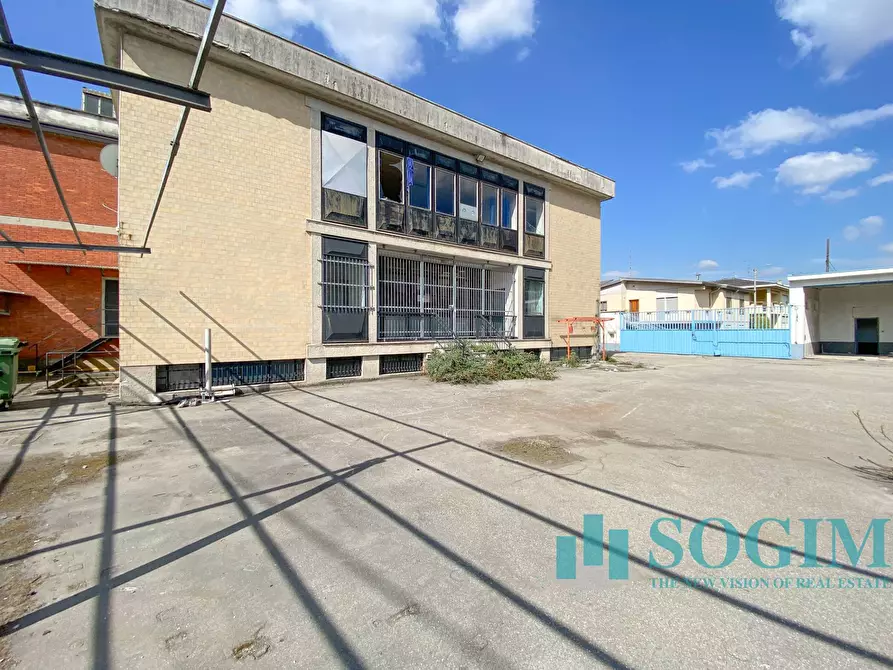 Immagine 16 di Capannone industriale in vendita  in Via dei Gigli a Busto Arsizio