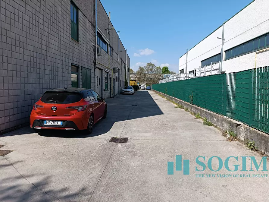 Immagine 6 di Magazzino in affitto  in Via della Cerca a Lurago Marinone