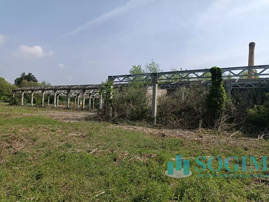Immagine 12 di Terreno industriale in vendita  in Via della Fornace a Oltrona Di San Mamette