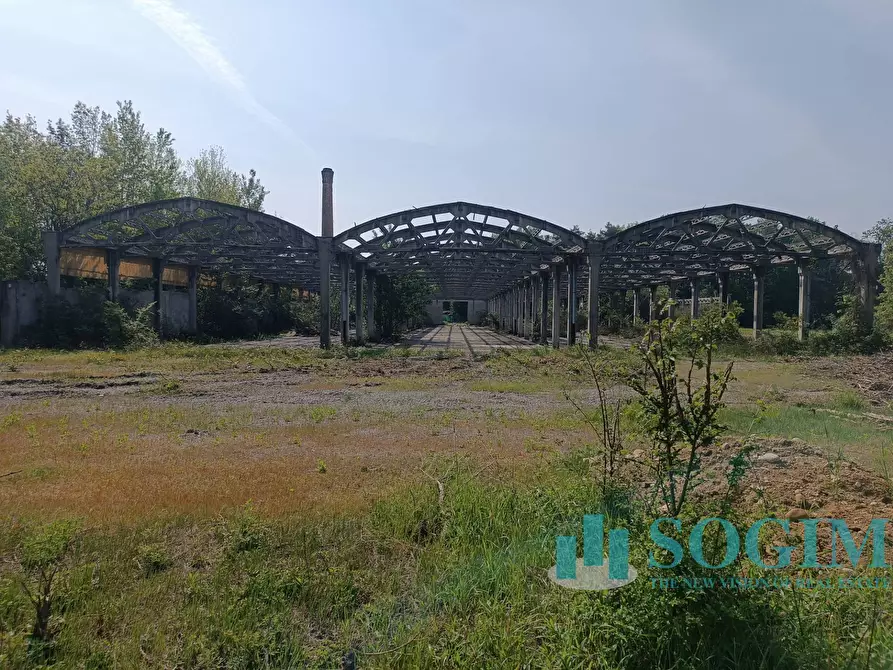 Immagine 15 di Terreno industriale in vendita  in Via della Fornace a Oltrona Di San Mamette