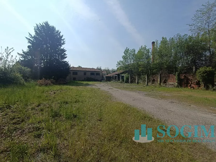 Immagine 23 di Terreno industriale in vendita  in Via della Fornace a Oltrona Di San Mamette