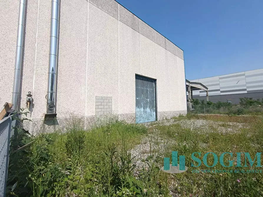 Immagine 21 di Capannone industriale in vendita  in Via Matteotti a Turate