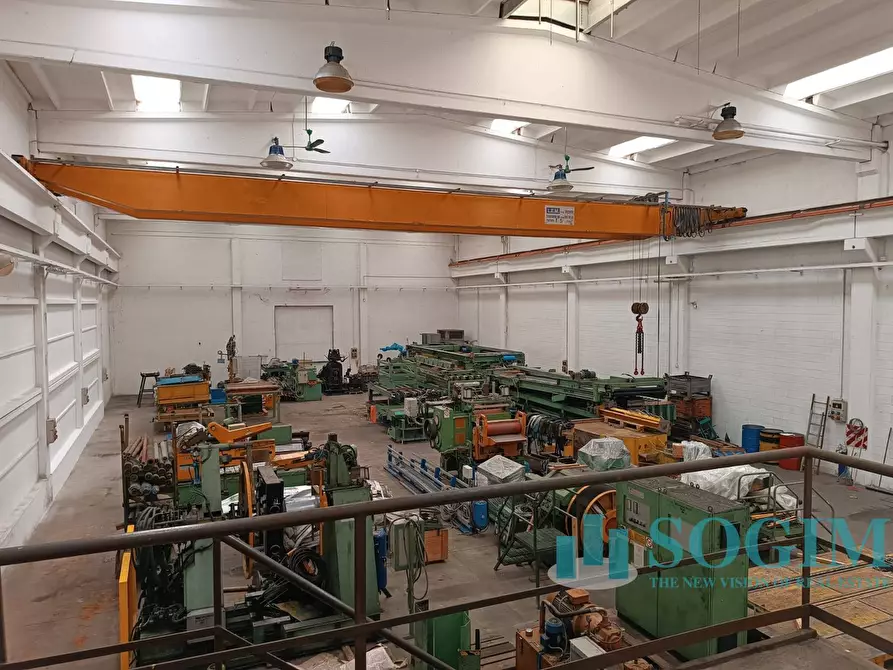 Immagine 4 di Capannone industriale in vendita  in Via Matteotti a Turate