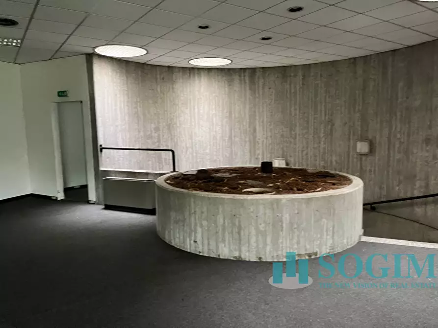 Immagine 3 di Locale commerciale in affitto  in via europa a Cusago