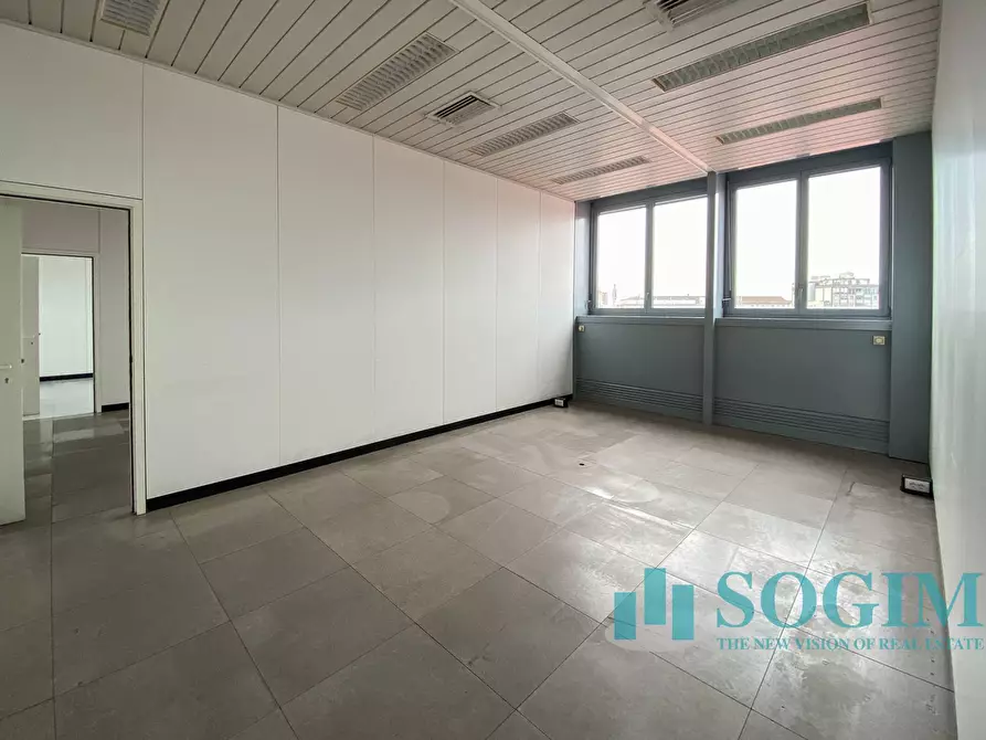 Immagine 7 di Ufficio in affitto  in Viale Leonardo da Vinci a Novara