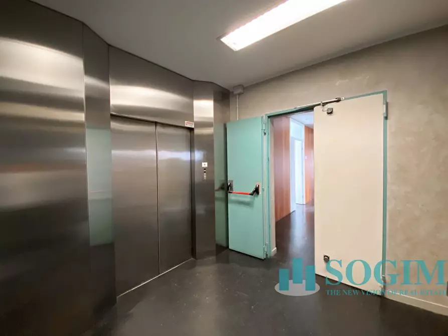 Immagine 12 di Ufficio in affitto  in Viale Leonardo da Vinci a Novara