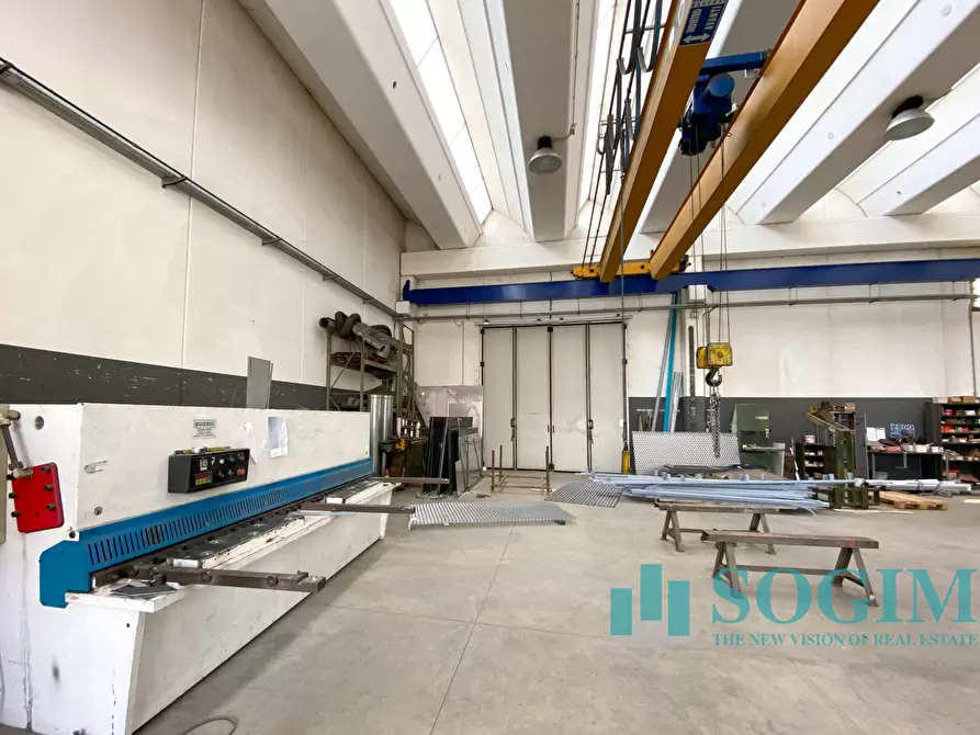 Immagine 6 di Capannone industriale in vendita  in via della pacciarna a Gorla Maggiore