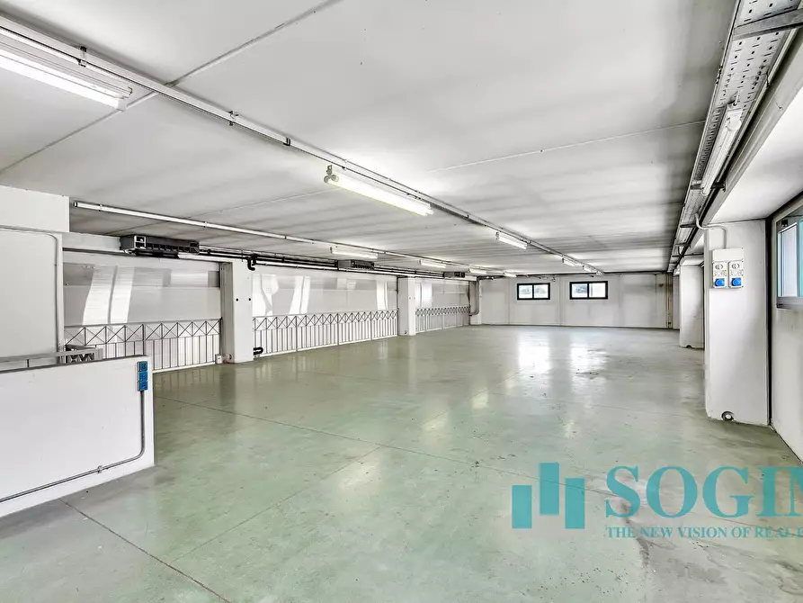 Immagine 16 di Capannone industriale in vendita  in Via strada di mezzo a Cirimido