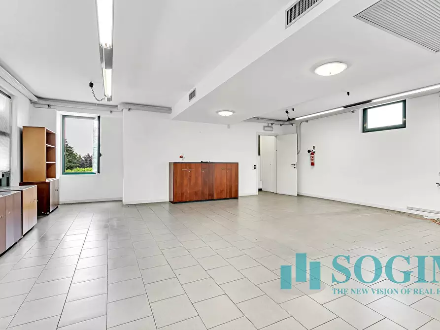 Immagine 8 di Capannone industriale in vendita  in Via strada di mezzo a Cirimido