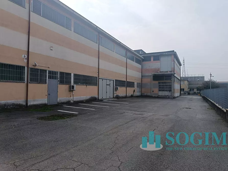 Immagine 1 di Capannone industriale in affitto  in Via Risorgimento a Olgiate Comasco