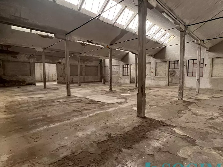 Immagine 9 di Capannone industriale in vendita  in via varese a Inveruno