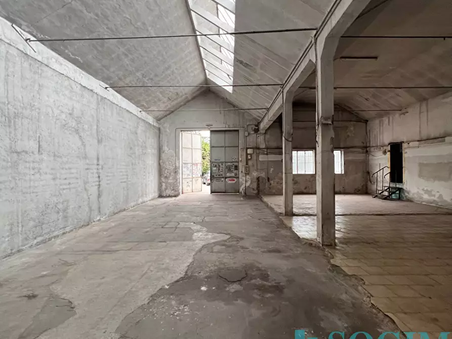 Immagine 11 di Capannone industriale in vendita  in via varese a Inveruno