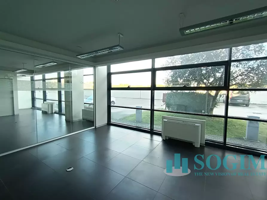 Immagine 10 di Ufficio in affitto  in Via dell'artigianato a Lissone