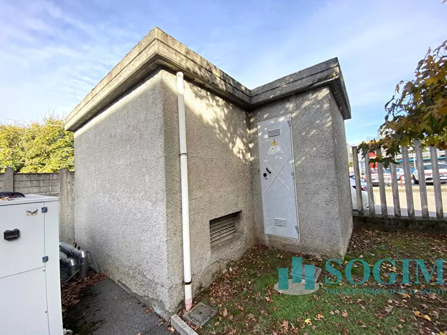 Immagine 22 di Capannone industriale in vendita  in VIA PO a Vimercate