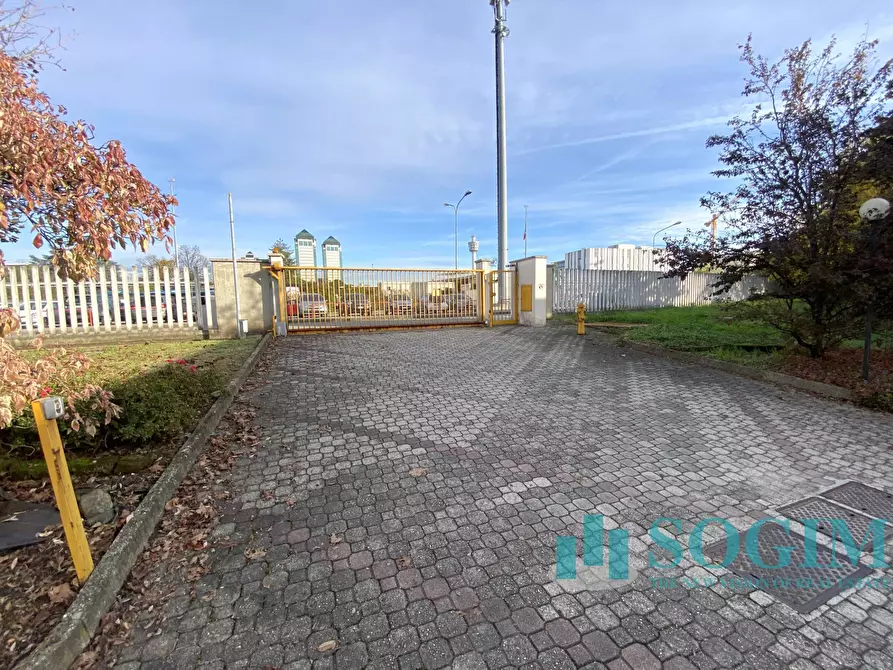Immagine 26 di Capannone industriale in vendita  in VIA PO a Vimercate