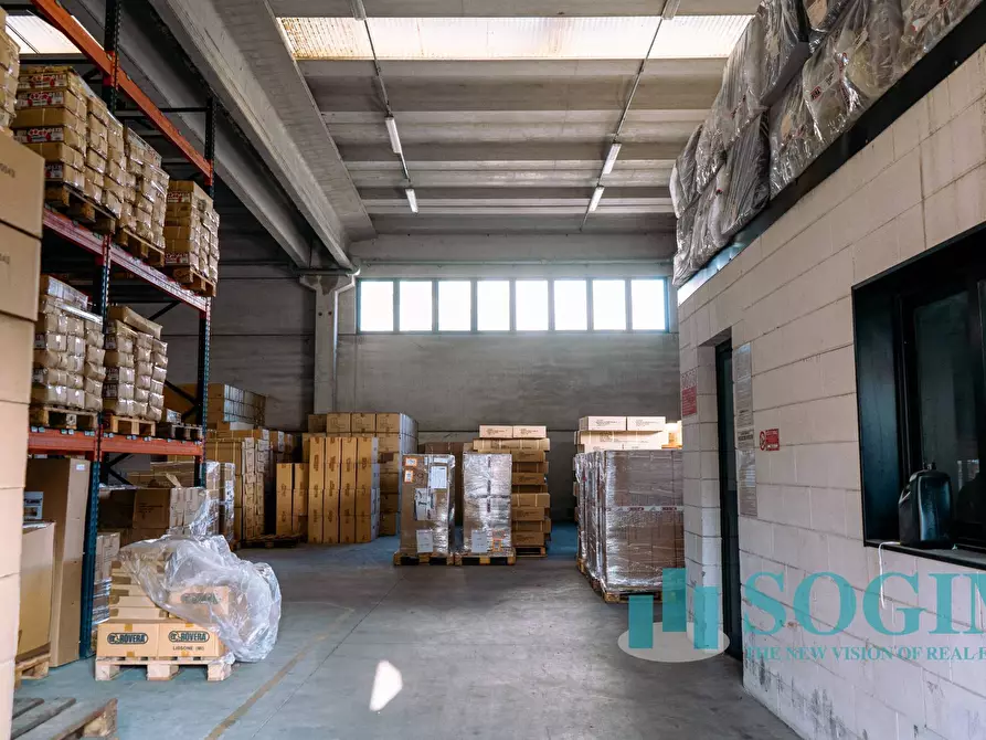 Immagine 12 di Capannone industriale in vendita  a Lissone