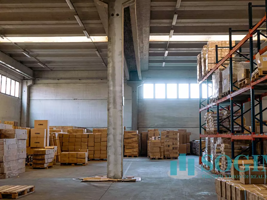 Immagine 18 di Capannone industriale in vendita  a Lissone