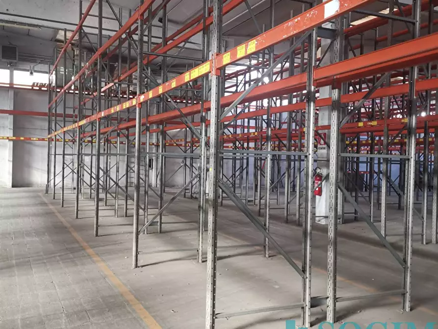 Immagine 4 di Capannone industriale in affitto  in via Antonio Labriola a Rho