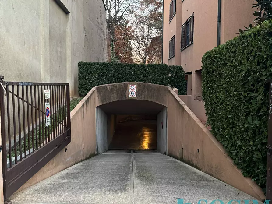 Immagine 20 di Magazzino in vendita  in Via Durini a Monza