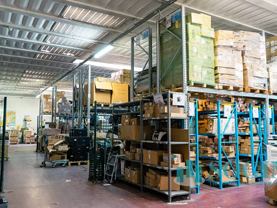 Immagine 10 di Capannone industriale in vendita  in Via Caravaggio a Desio