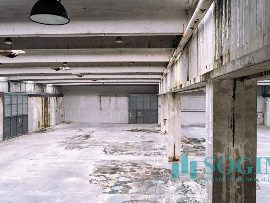 Immagine 18 di Capannone industriale in vendita  in Strada antica per Cassano a Cernusco Sul Naviglio