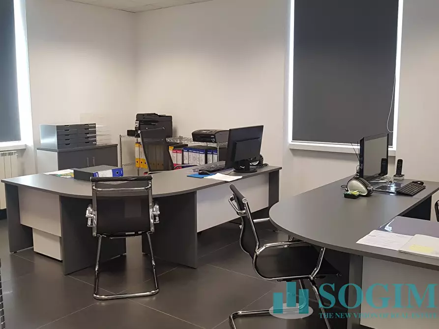 Immagine 21 di Capannone industriale in vendita  in via Pasquale paoli a Como