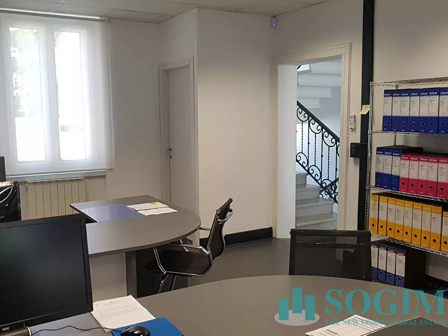 Immagine 22 di Capannone industriale in vendita  in via Pasquale paoli a Como