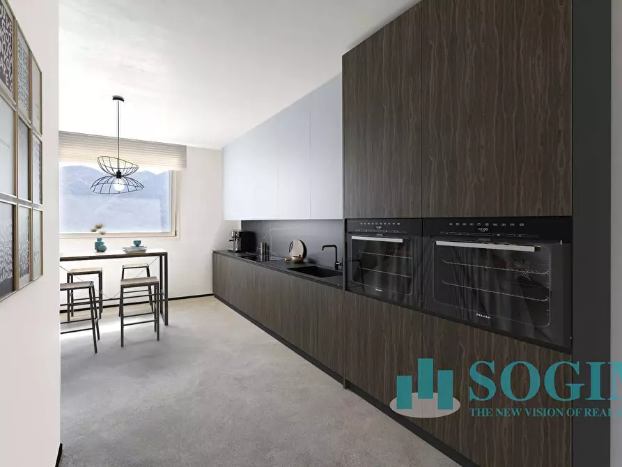 Immagine 2 di Villa in vendita  in Via Vittorio Veneto a Cernobbio