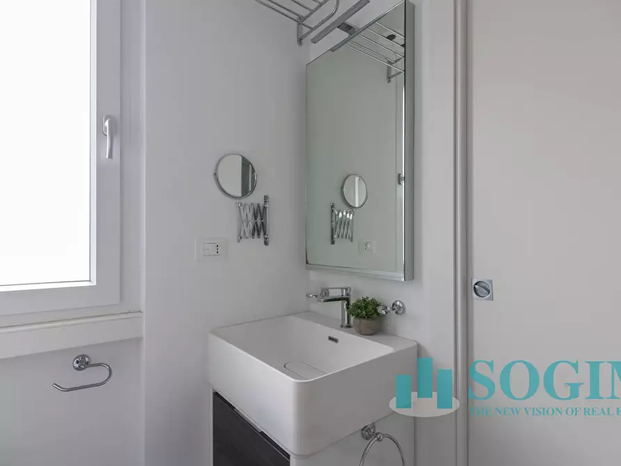 Immagine 16 di Appartamento in vendita  in Viale Enrico Forlanini a Milano