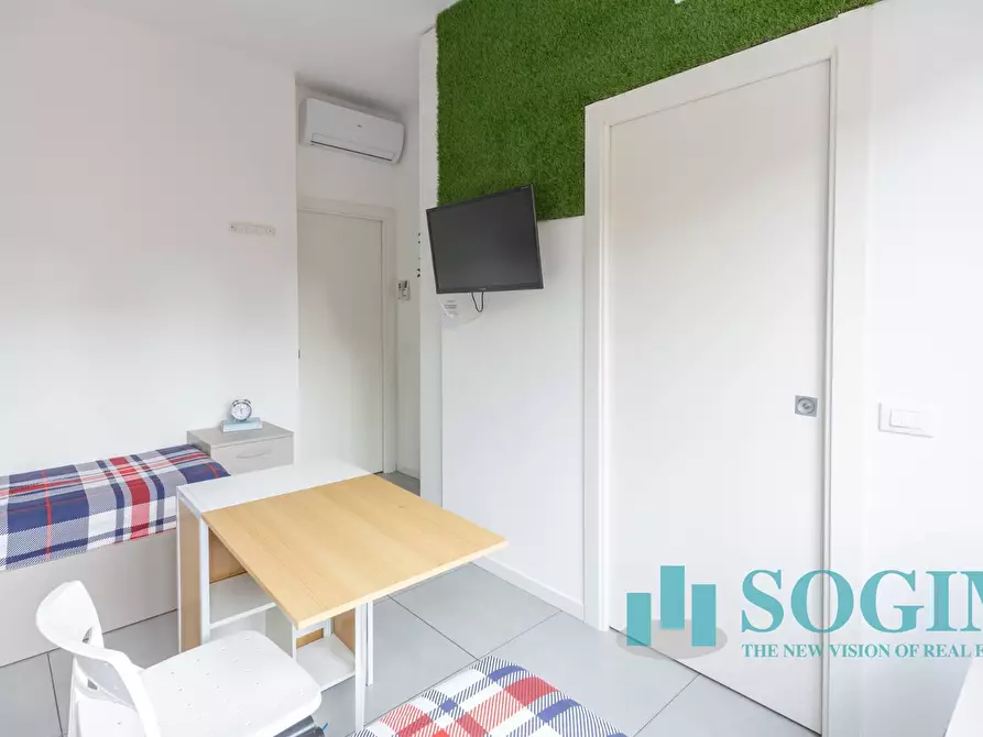 Immagine 17 di Appartamento in vendita  in Viale Enrico Forlanini a Milano