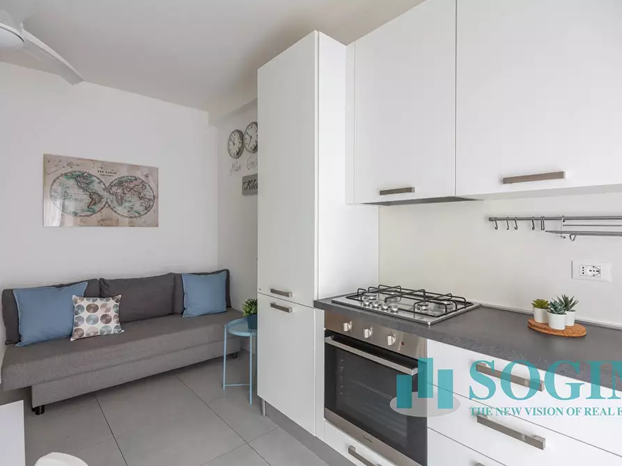 Immagine 2 di Appartamento in vendita  in Viale Enrico Forlanini a Milano