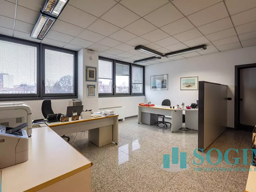 Immagine 20 di Ufficio in vendita  in via Cernuschi a Monza