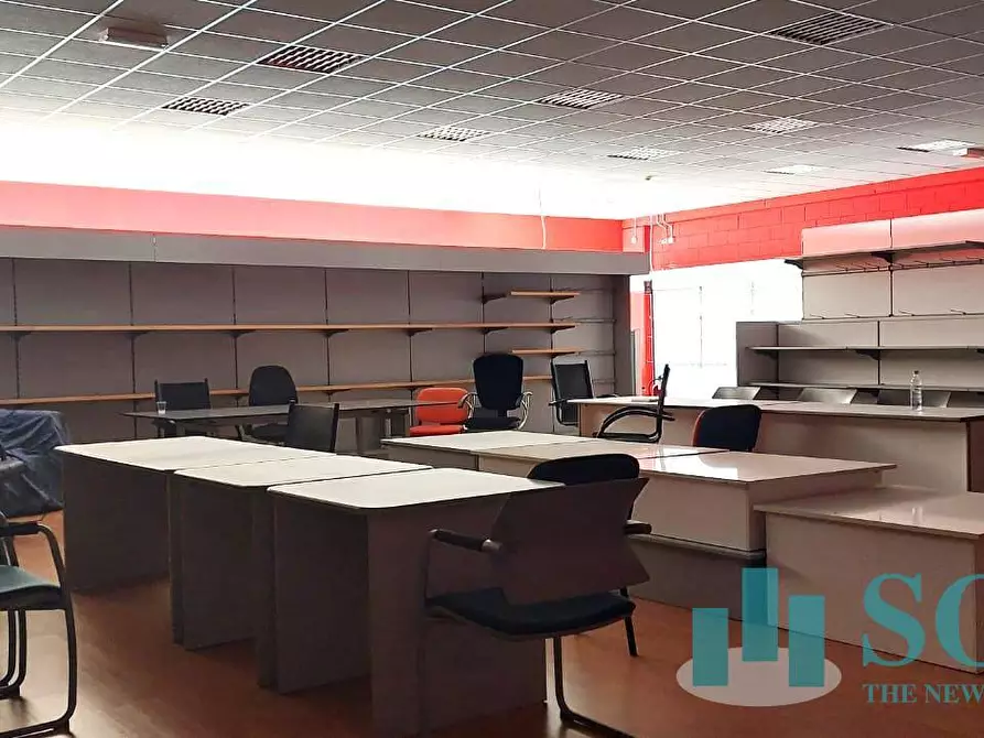 Immagine 22 di Capannone industriale in affitto  in VIA LA PIRA a Brugherio