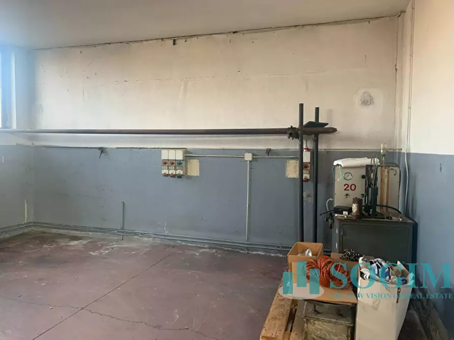 Immagine 4 di Capannone industriale in vendita  in Tolstoj a San Giuliano Milanese
