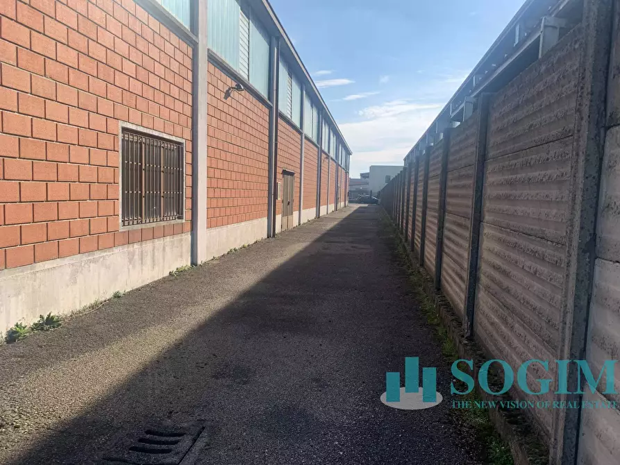 Immagine 13 di Capannone industriale in vendita  in Tolstoj a San Giuliano Milanese
