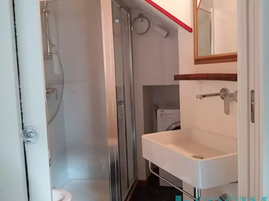 Immagine 22 di Appartamento in vendita  in Via Milano a Como