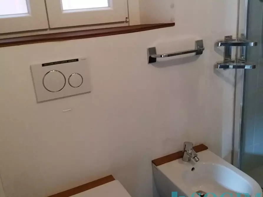 Immagine 24 di Appartamento in vendita  in Via Milano a Como