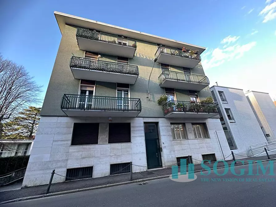 Immagine 20 di Appartamento in vendita  in Via rezia a Como