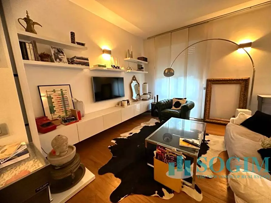 Immagine 6 di Appartamento in vendita  in Via rezia a Como