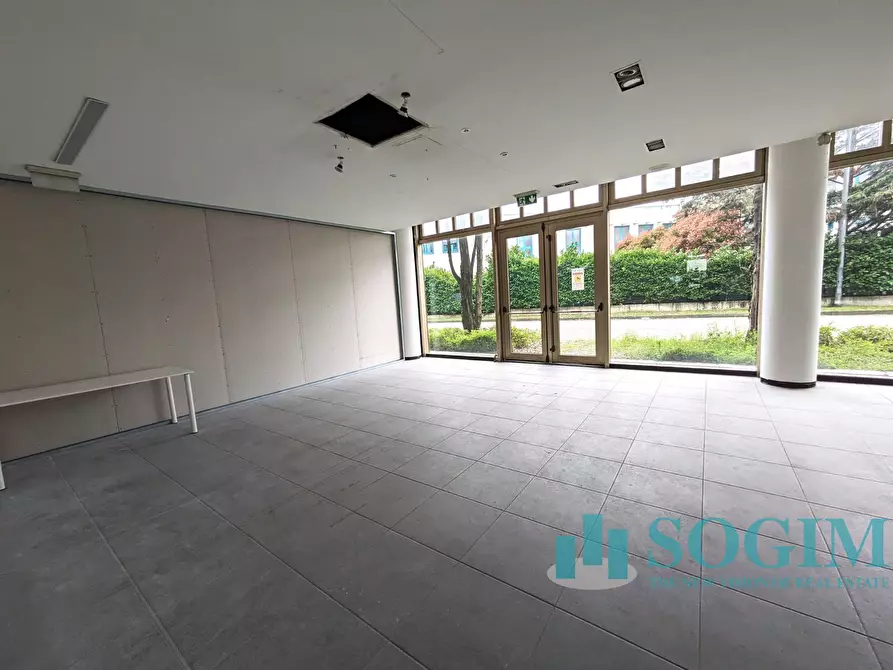 Immagine 4 di Locale commerciale in vendita  in VIA GARIBALDI 6/G a Sulbiate