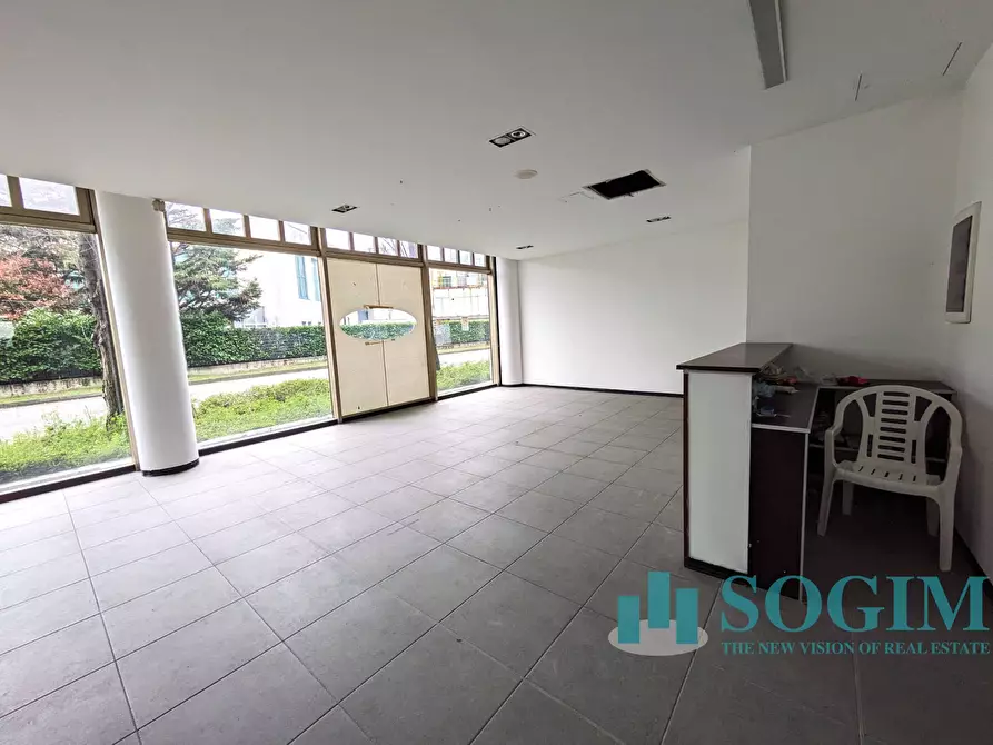 Immagine 5 di Locale commerciale in vendita  in VIA GARIBALDI 6/G a Sulbiate