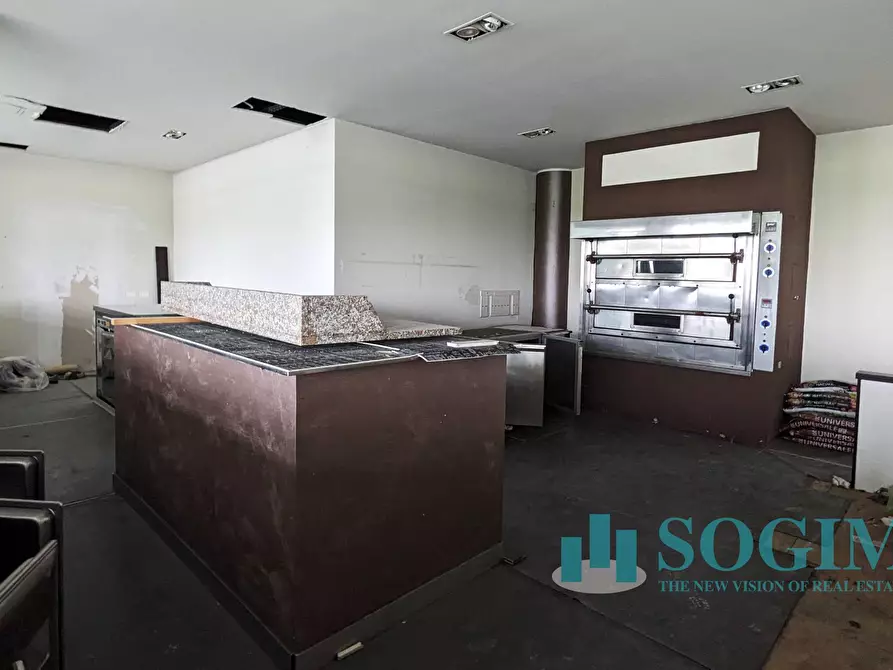 Immagine 11 di Locale commerciale in vendita  in VIA GARIBALDI 6/G a Sulbiate