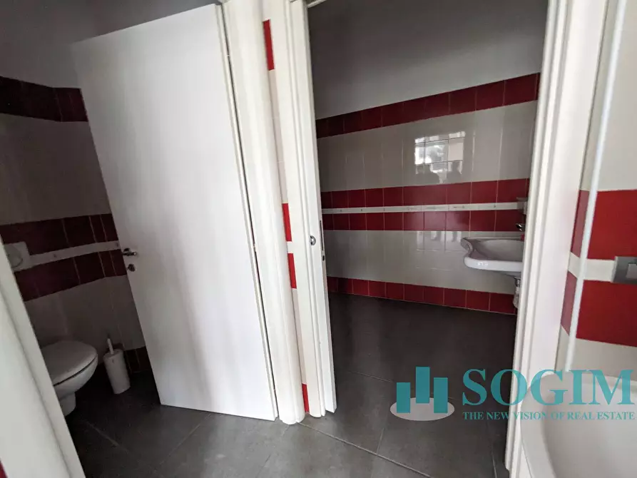 Immagine 13 di Locale commerciale in vendita  in VIA GARIBALDI 6/G a Sulbiate