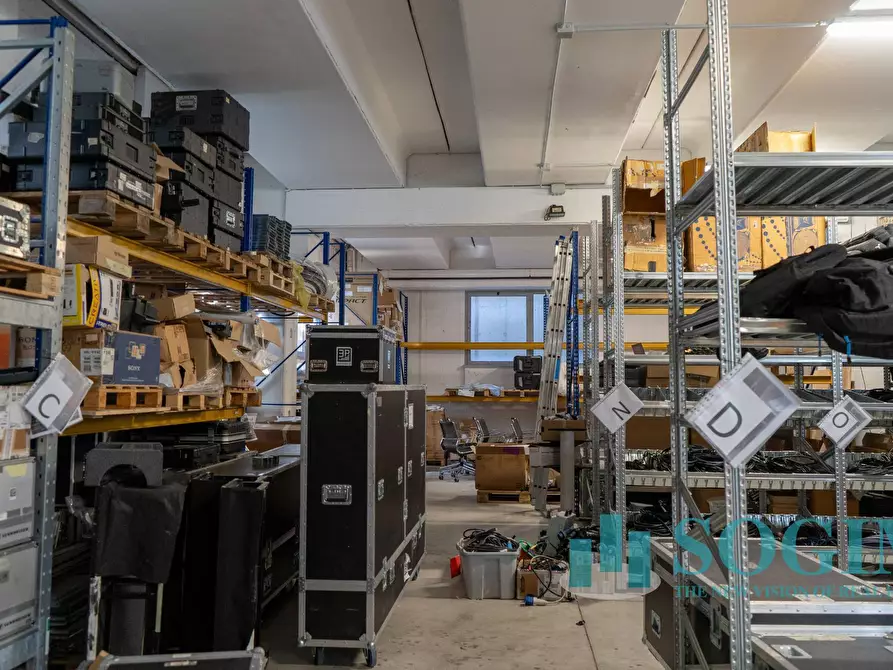 Immagine 20 di Capannone industriale in affitto  in VIA GUIDO ROSSA a Concorezzo